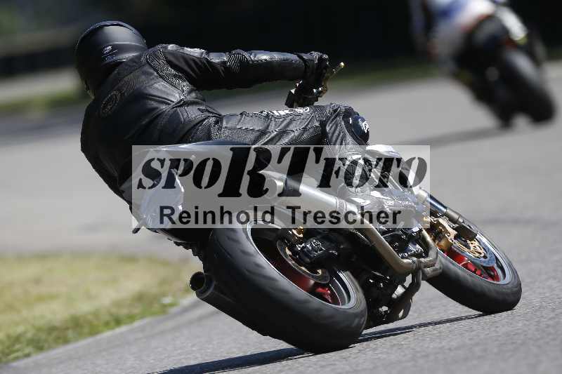 /43 08.08.2025 Discover the Bike ADR/Race 3 rot/410